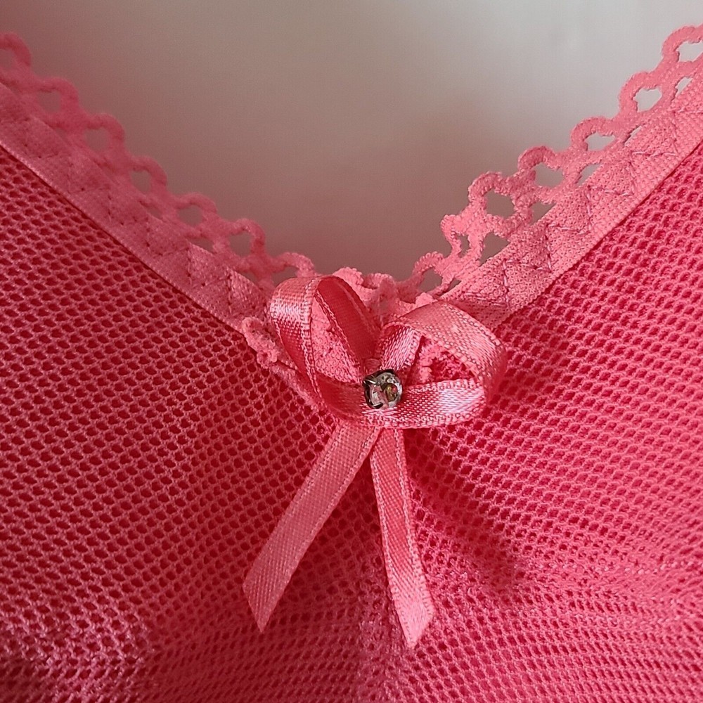 Rhonda Shear Mesh Wireless Lightly Padded Bra Sz XS Pink Adjustable Straps EUC - Picture 5 of 9